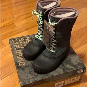 Brand new North Face boots